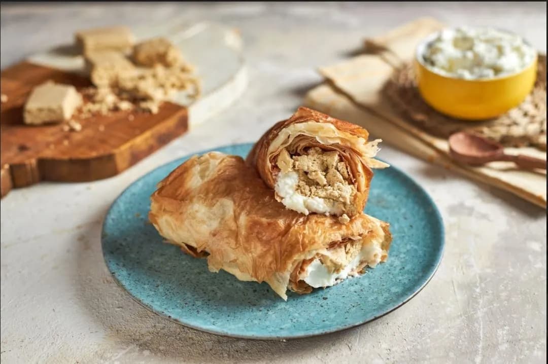 Halawa Pie with Cream