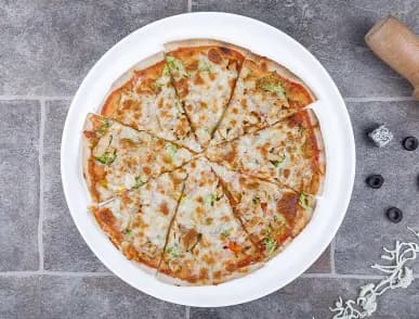 Chicken With Mushroom Pizza