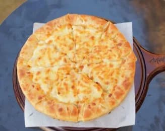 Margherita Italian Pizza