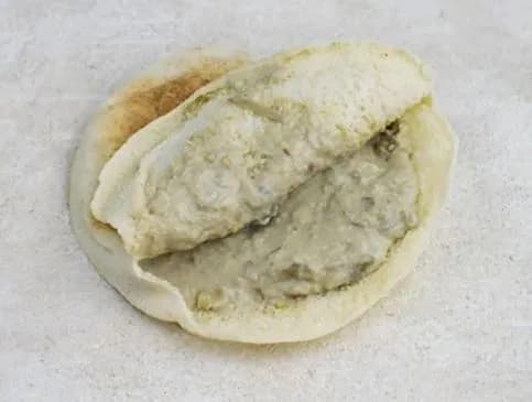 ساندوتش بابا غنوج شامي