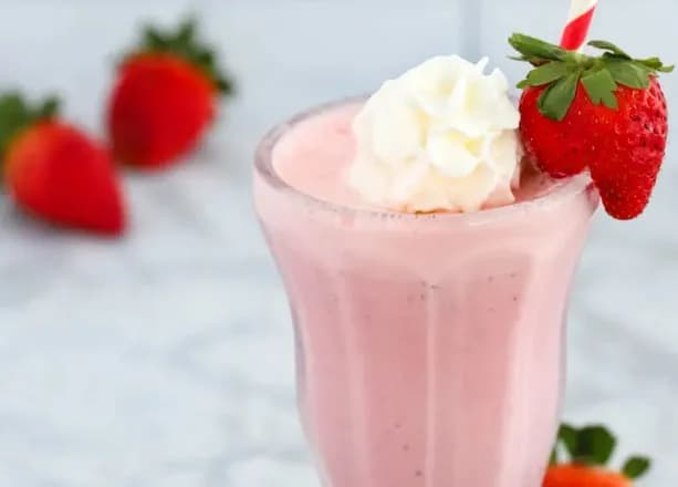 ميلك شيك فراولة