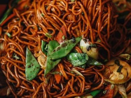 نودلز الصويا والمحار مشكلة