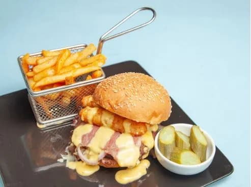 ساندوتش برجر كلوف