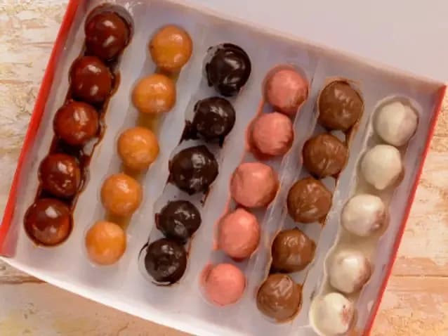 زلابيا بلس كبير 4 نكهات