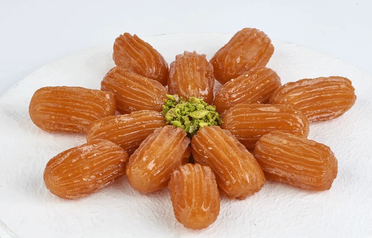 Half Plain Syrian Dates