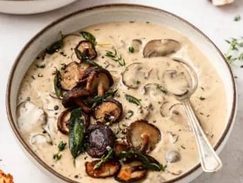 شوربة مشروم بالكريمة
