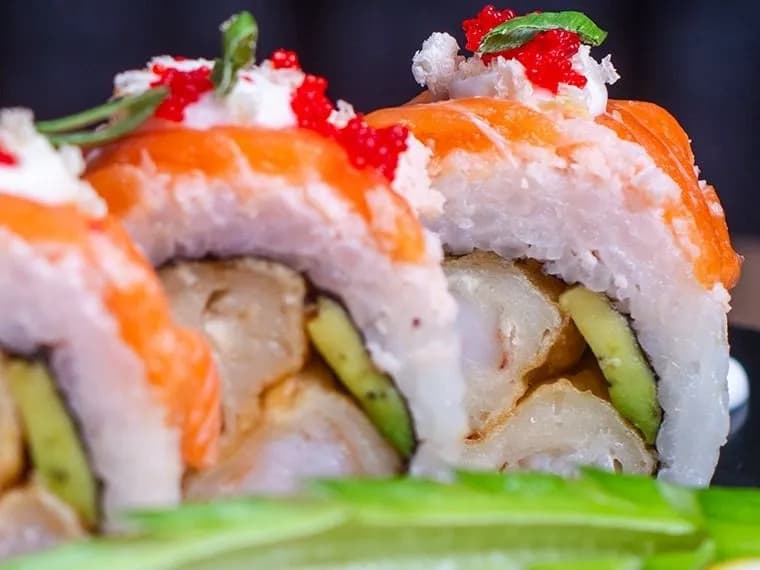 بازوكا ماكي رول