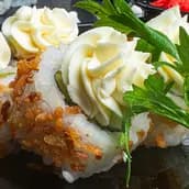 كرسبي لافا ماكي رول