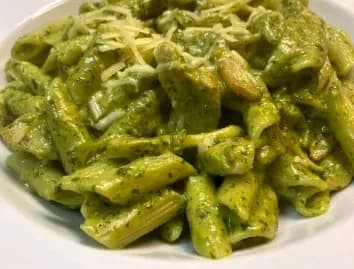 مكرونة بيستو