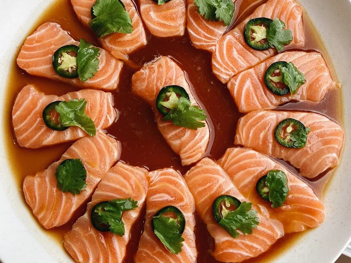 سلمون ساشيمي