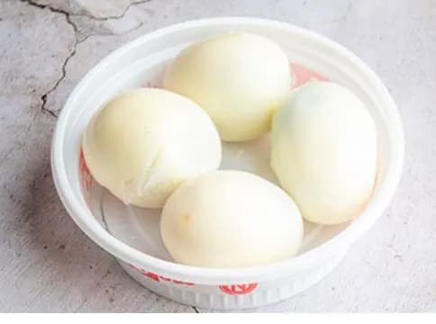 بيضة مسلوقة