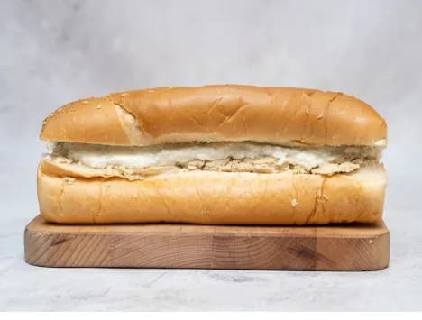 سندوتش حلاوة بالقشطة