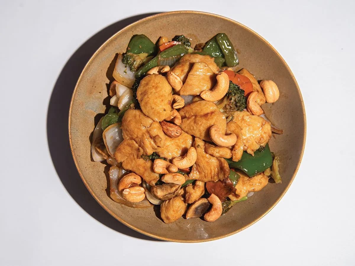 Chicken With Cashew 