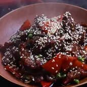 لحم بقري صوص ترياكي