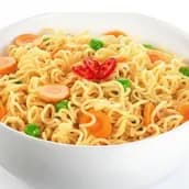 شوربة رامن بالخضار