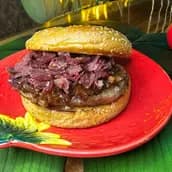 برجر لحم بالباربكيو بيكون 