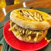 بيتزا برجر اللحم 