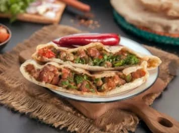 Foul with Salsa Sandwich