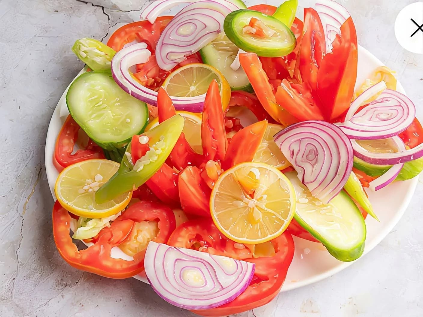 Large Salad Slices Plate