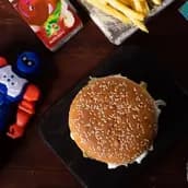 شيكنج كيدز تشيكن برجر