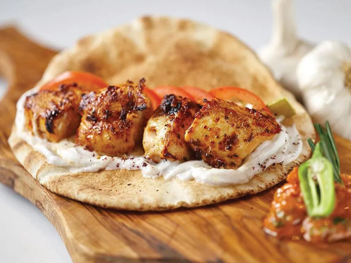 سندوتش شيش طاووق