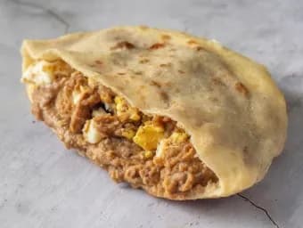 سندوتش فول بالبيض