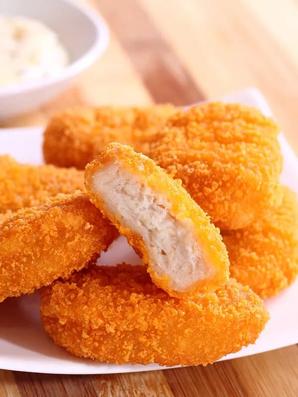 قطع دجاج ناجتس