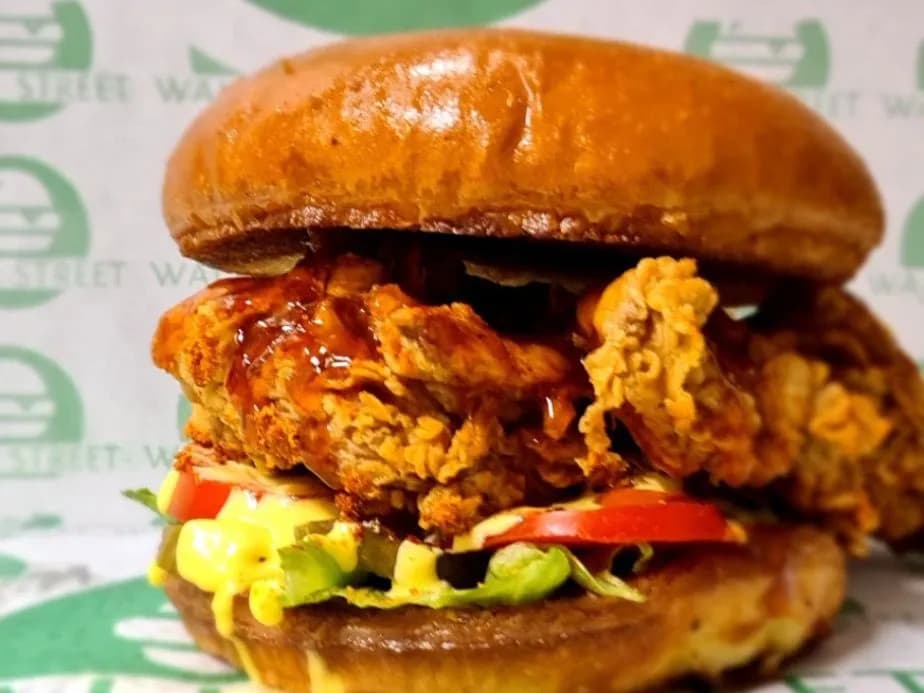 ساندوتش سبايسي دجاج