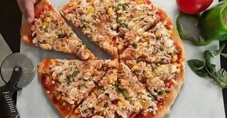 Tuna Pizza