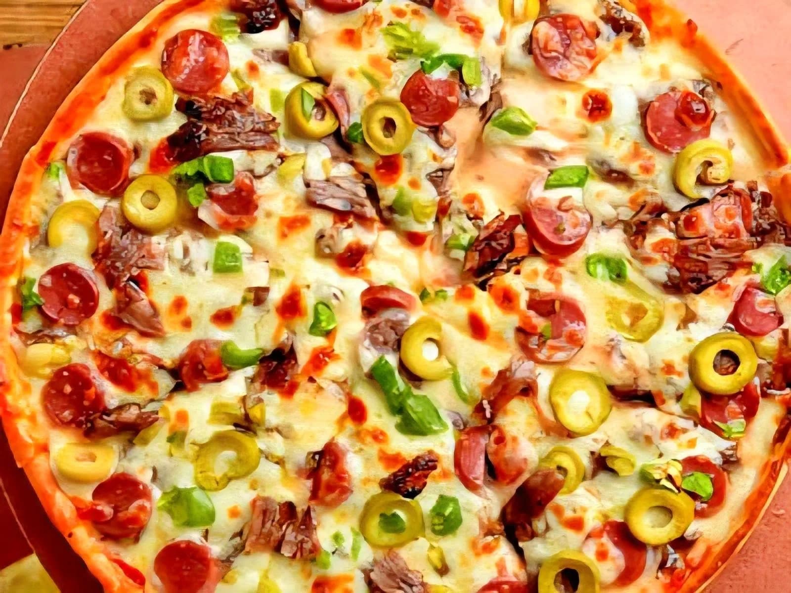 بيتزا هوت دوج صغير