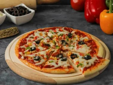 بيتزا خضروات كبير