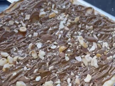 فطيرة نوتيلا مكسرات