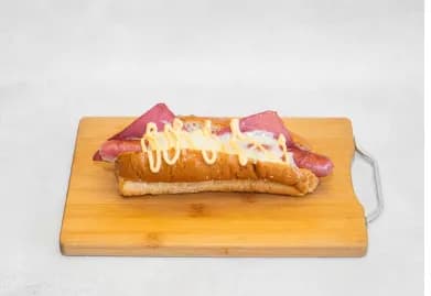 Tasty Cheesy HotDog