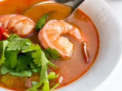 شوربة توم يم