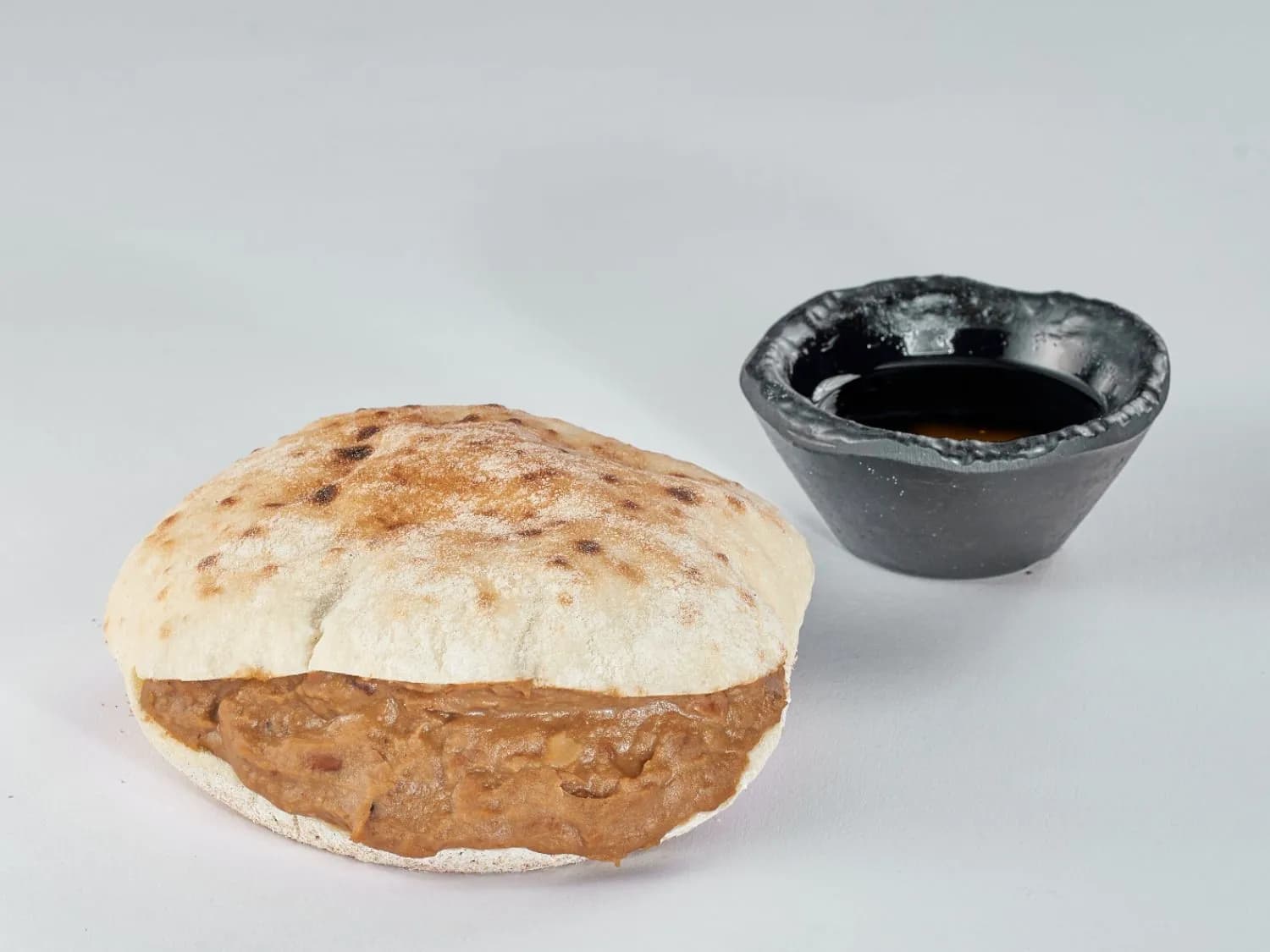 فول بيض مقلي