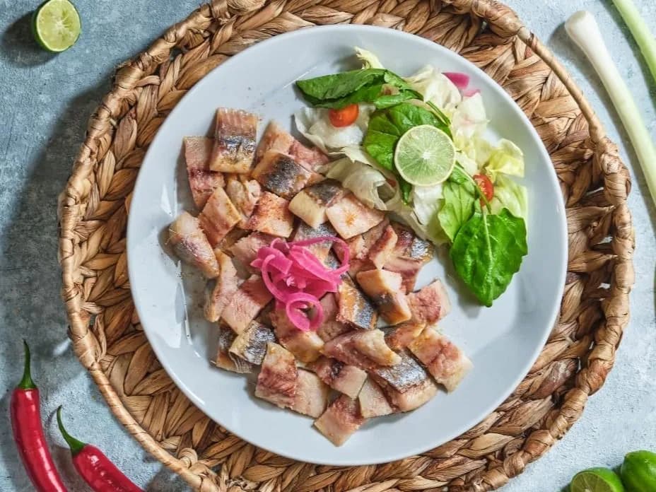 Feseekh With Hot Pepper