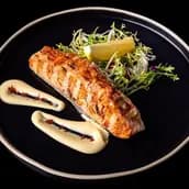 السلمون المشوي