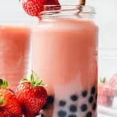 بوبا حليب الفراولة