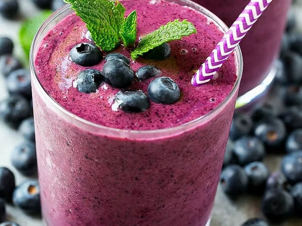 سموزي التوت الأزرق