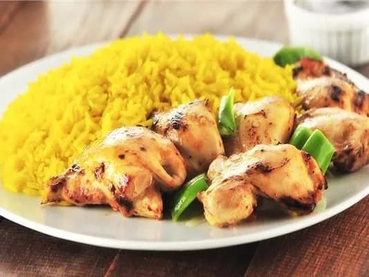 وجبة شيش طاووق الفحم