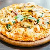 بيتزا هوت دوج