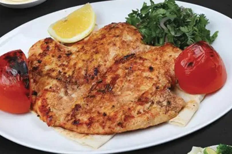 صدور دجاج مشوى