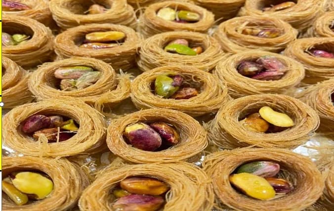 كنافة أساور فستق