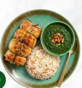 ربع فرخة مع ملوخية و أرز