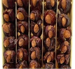Saudi Dates With Almonds