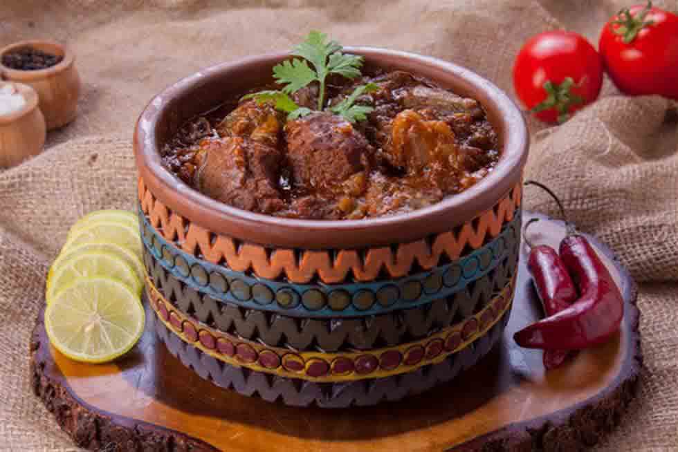 طاجن بامية باللحمة