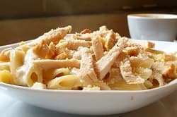 ألفريدو مكرونة