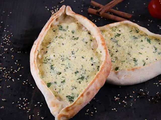 Shami Cheese Manoucheh