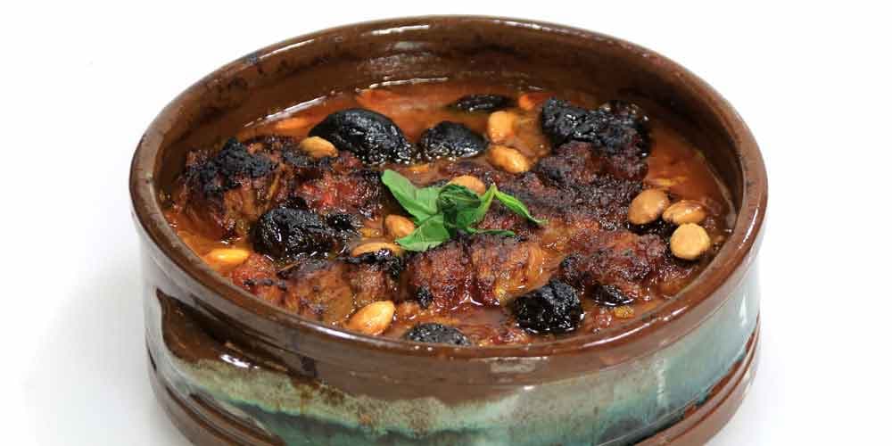 طاجن لحمة بالبصل