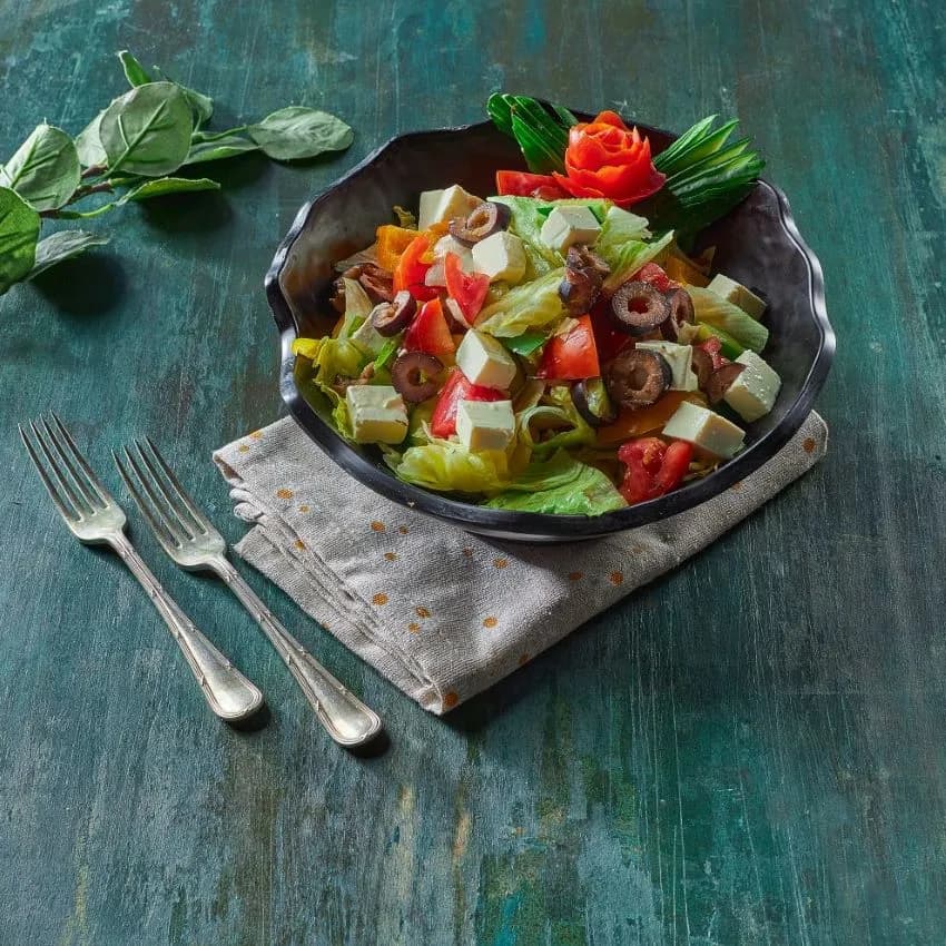 سلطة يونانية